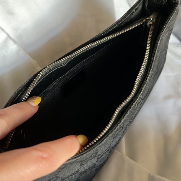 SOLD Vintage Gucci Black Monogram Pochette - Picture 10 of 14